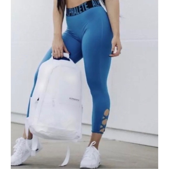 ALPHALETE High Rise Crisscross Detail Leggings Size S - Picture 2 of 7